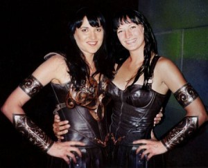 Lucy Lawless (Xena) and Zoe Bell  Image courtesy: ZoeBell.com