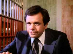 Paul Sorvino portrays deaf attorney Lowell Myers in Dummy.